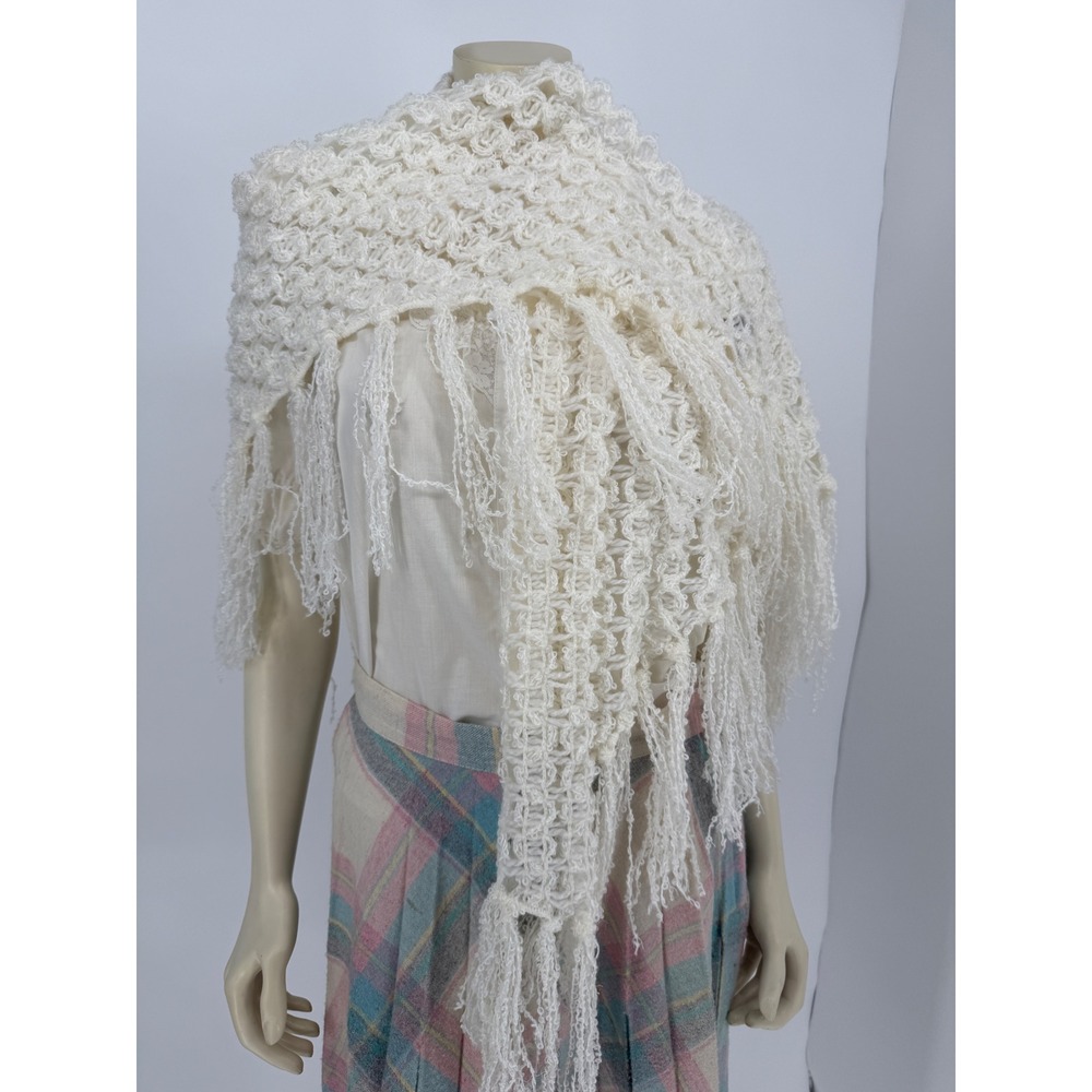 Vintage 1970s Handmade Lady Russell Acrylic Fringe Shawl Boho Hippie Wrap Ivory